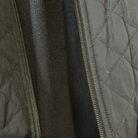 Croft & Borrow women’s vest - Picture 4 of 5